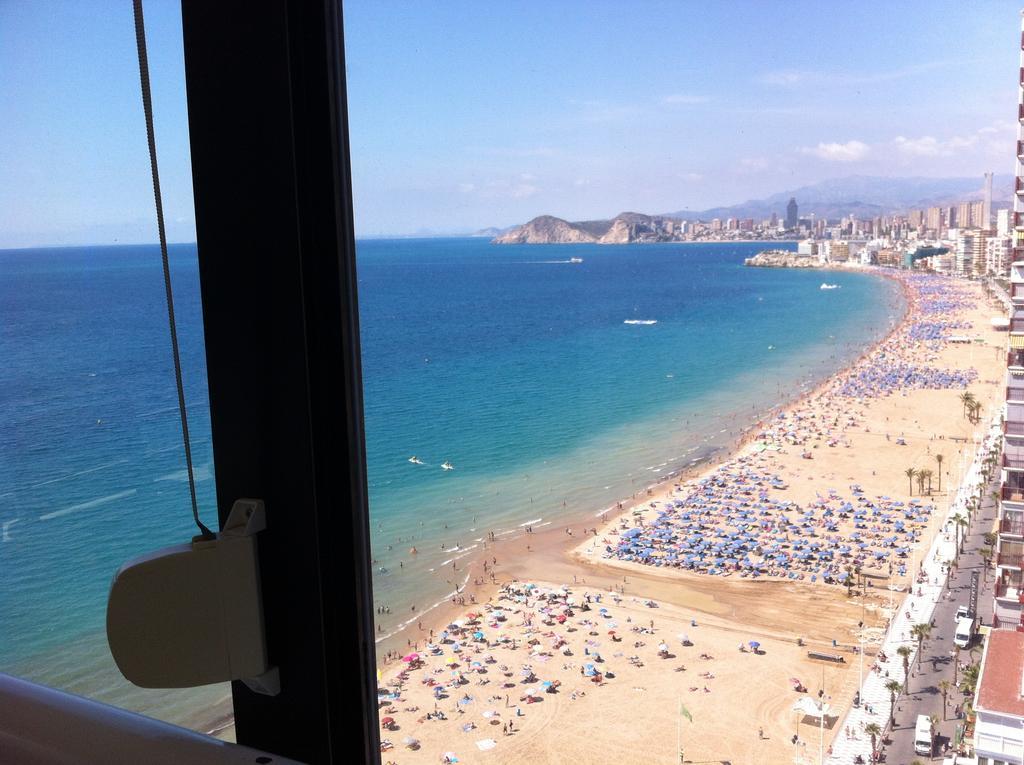 Apartamento Av Madrid 2H Μπένιντορμ Δωμάτιο φωτογραφία